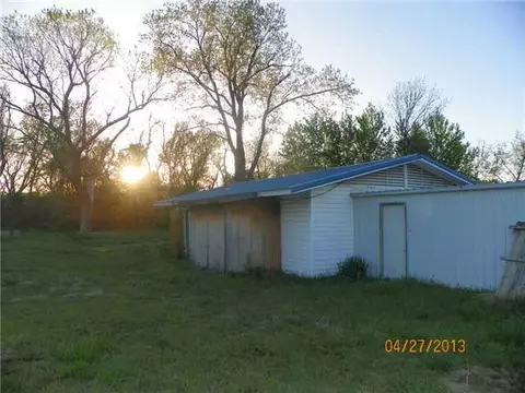 Undisclosed, Mcloud, OK 74851 photo 8