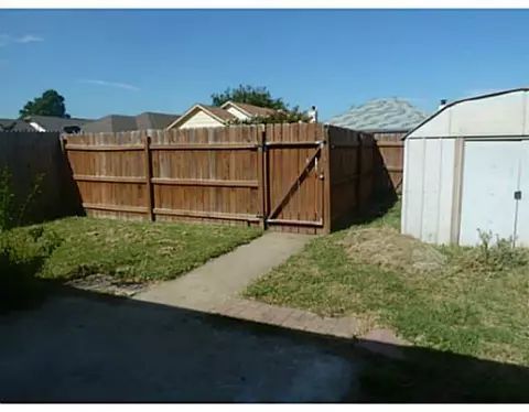 2117 Meench Dr, Moore, OK 73170 photo 7