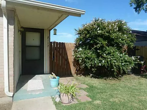 2117 Meench Dr, Moore, OK 73170 photo 12