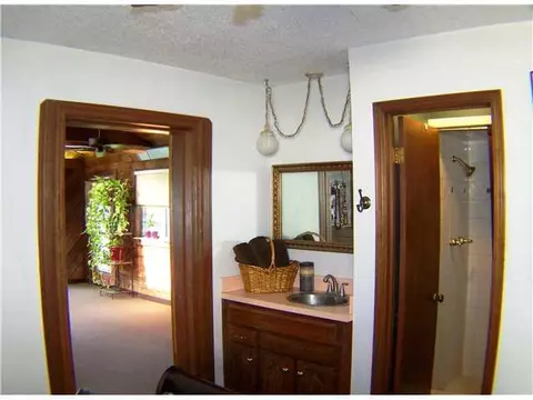 356 E Carson Ln, Mustang, OK 73064 photo 9