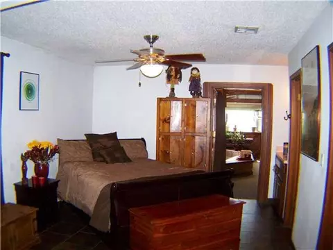 356 E Carson Ln, Mustang, OK 73064 photo 10