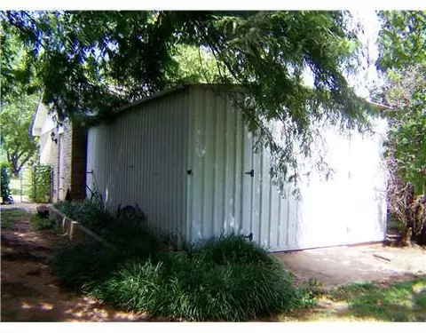 356 E Carson Ln, Mustang, OK 73064 photo 17