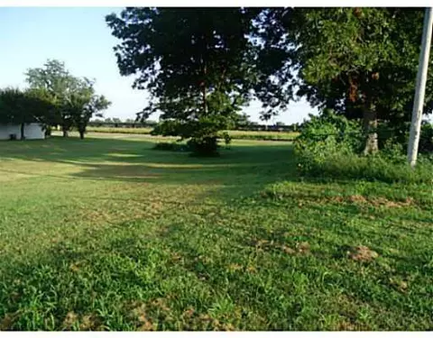 513 E Main St, Jones, OK 73049 photo 3