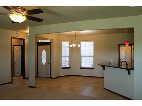 2017 Meadows, Tuttle, OK 73089 photo 6