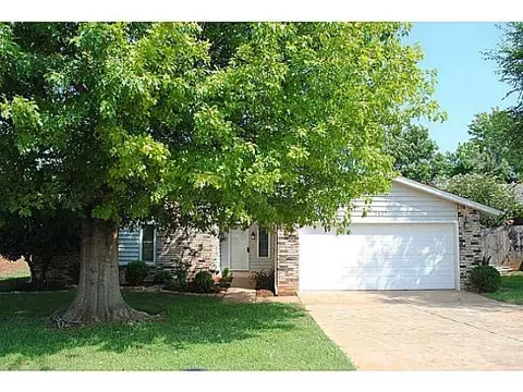 2127 Jackson Dr, Norman, OK 73071 photo 1
