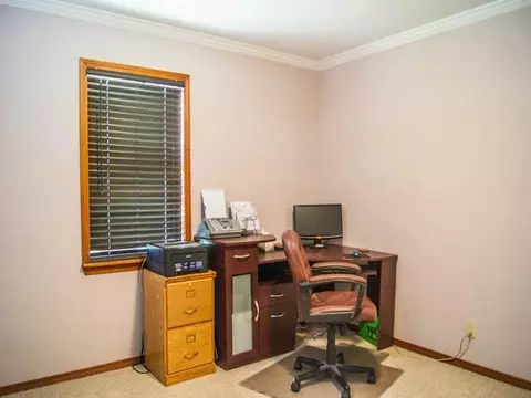 210 NW 2nd St, Minco, OK 73059 photo 5