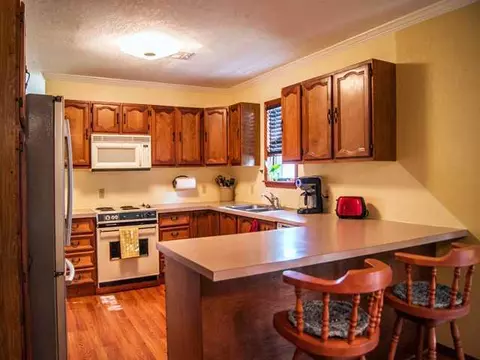 210 NW 2nd St, Minco, OK 73059 photo 12