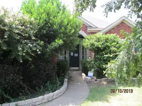 2912 Cimarron Dr, Norman, OK 73071 photo 2