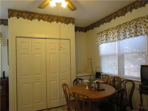 412 E Warner Ave, Guthrie, OK 73044 photo 5