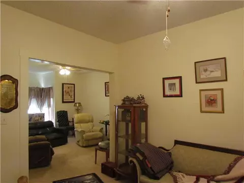 412 E Warner Ave, Guthrie, OK 73044 photo 4
