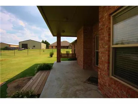 2406 County Road 1197, Tuttle, OK 73089 photo 17
