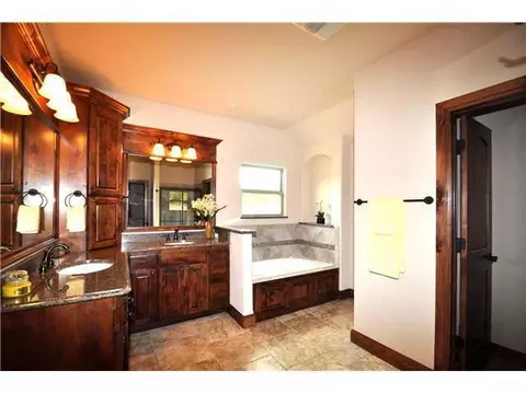 9220 Conners Way, Mcloud, OK 74851 photo 7