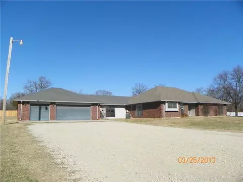 Undisclosed, Mcloud, OK 74851 photo 1