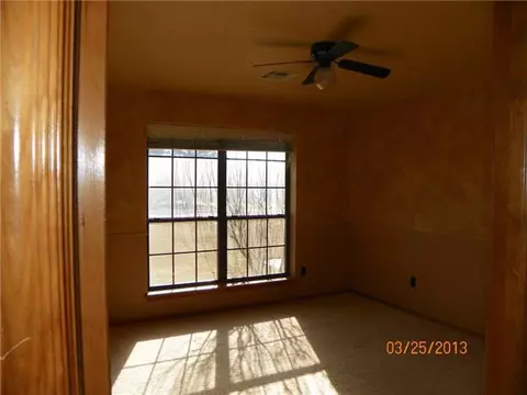 Undisclosed, Mcloud, OK 74851 photo 13
