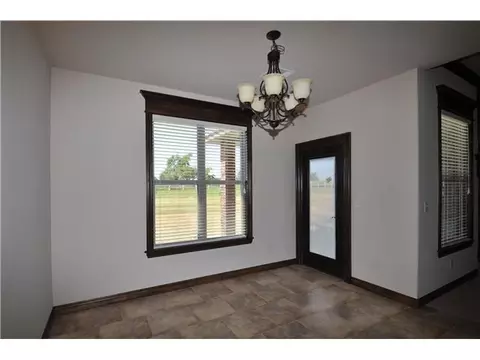 601 Arrowhead Dr, Tuttle, OK 73089 photo 8