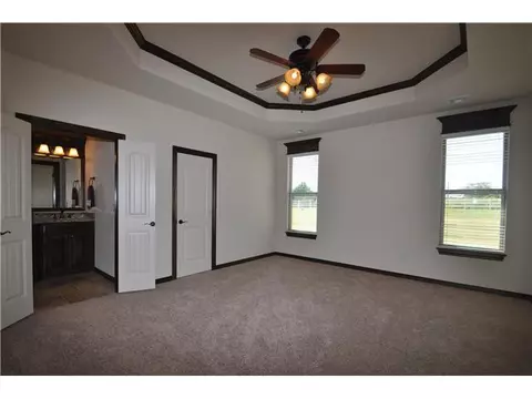 601 Arrowhead Dr, Tuttle, OK 73089 photo 9