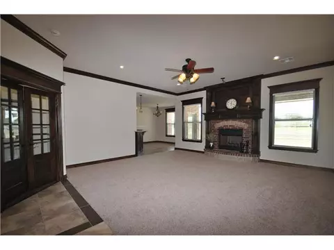 601 Arrowhead Dr, Tuttle, OK 73089 photo 5