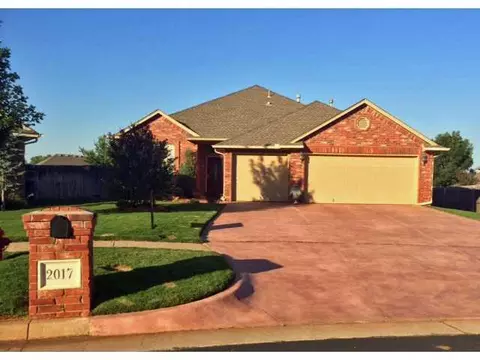 2017 Willow Bend Dr, Edmond, OK 73003 photo 1