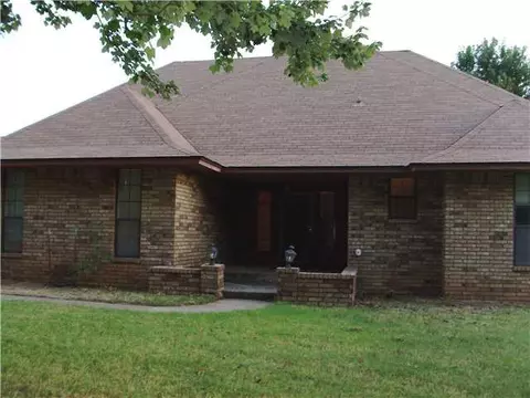 1140 E Wagner Rd, Yukon, OK 73099 photo 1