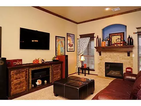 3001 Brookstone Ct, Moore, OK 73160 photo 4