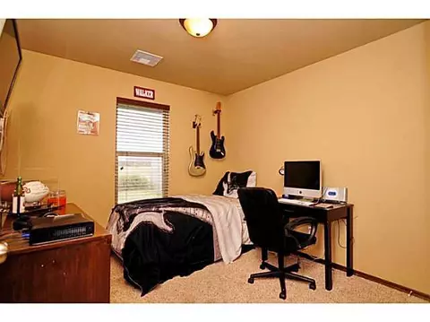 3001 Brookstone Ct, Moore, OK 73160 photo 15