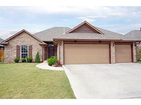 3001 Brookstone Ct, Moore, OK 73160 photo 1