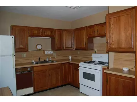 101 E 12th St, Edmond, OK 73034 photo 5