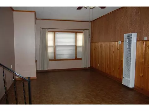 101 E 12th St, Edmond, OK 73034 photo 6