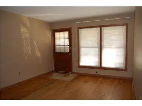 101 E 12th St, Edmond, OK 73034 photo 3