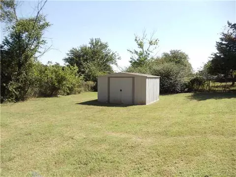 105280 S Steven Dr, Mcloud, OK 74851 photo 13