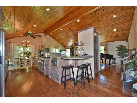 2013 Robin Rd, Edmond, OK 73034 photo 11