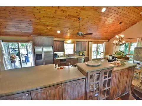 2013 Robin Rd, Edmond, OK 73034 photo 12