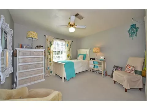 2013 Robin Rd, Edmond, OK 73034 photo 17
