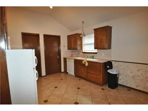 2405 Augusta Dr, Moore, OK 73160 photo 7