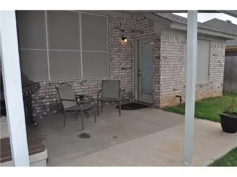 2405 Augusta Dr, Moore, OK 73160 photo 18