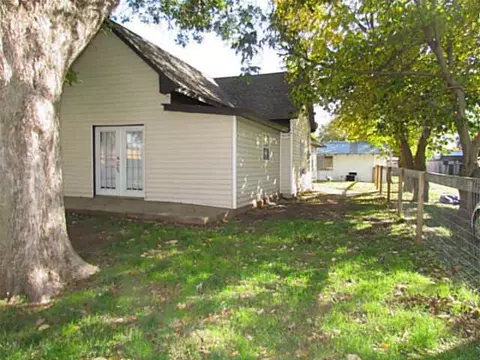 203 SW 2nd St, Tuttle, OK 73089 photo 18