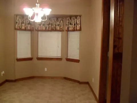 1853 Ruby Dr, Blanchard, OK 73010 photo 5