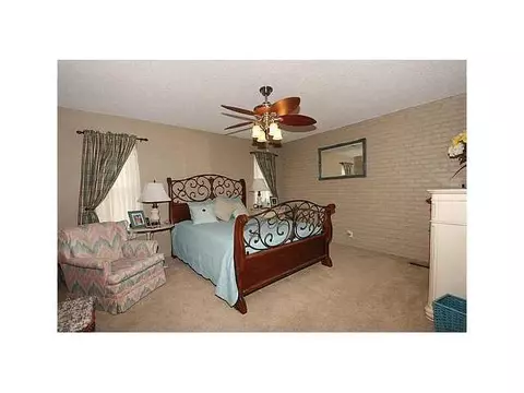 1220 Devonshire Ct, Edmond, OK 73034 photo 16