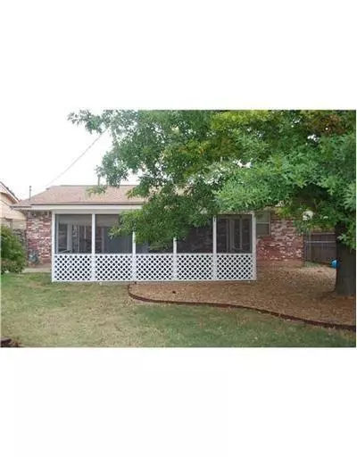 1009 Gale, Moore, OK 73160 photo 15
