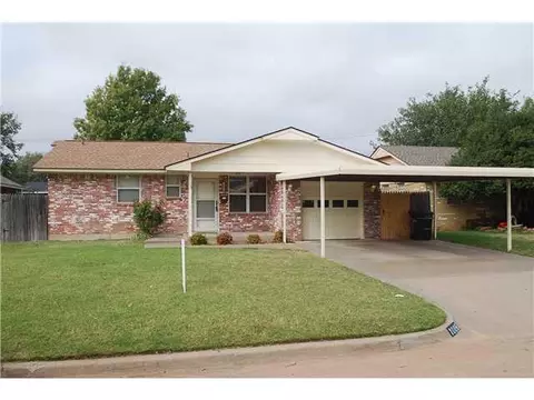 1009 Gale, Moore, OK 73160 photo 1