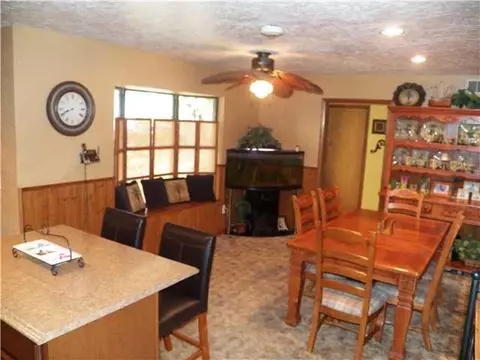 321 S Maple St, Crescent, OK 73028 photo 4