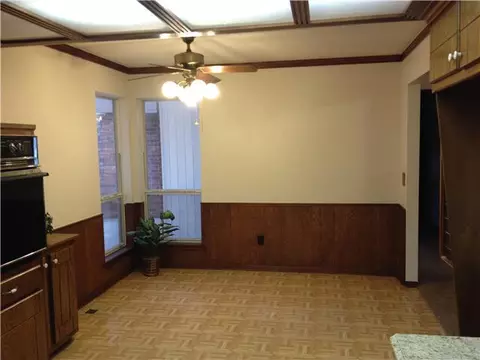 617 Meadow Ln, Tuttle, OK 73089 photo 4