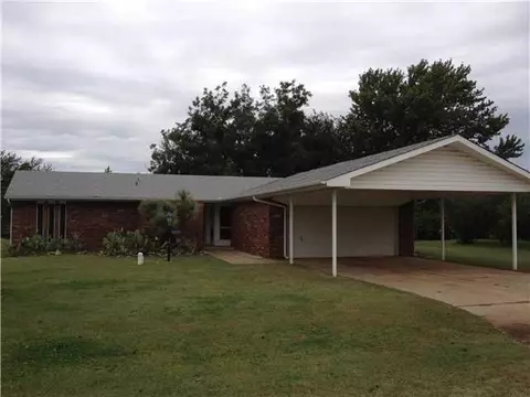 617 Meadow Ln, Tuttle, OK 73089 photo 1
