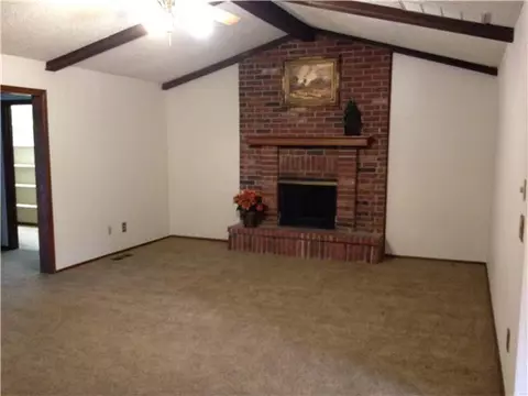 617 Meadow Ln, Tuttle, OK 73089 photo 6