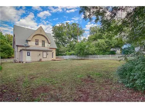 211 E Mansur Ave, Guthrie, OK 73044 photo 19