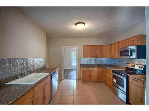 211 E Mansur Ave, Guthrie, OK 73044 photo 8