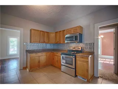 211 E Mansur Ave, Guthrie, OK 73044 photo 7