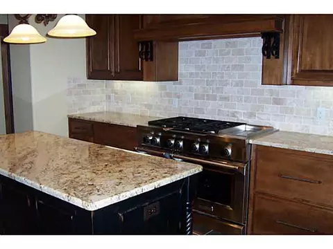 1912 Lago Dr, Moore, OK 73160 photo 4