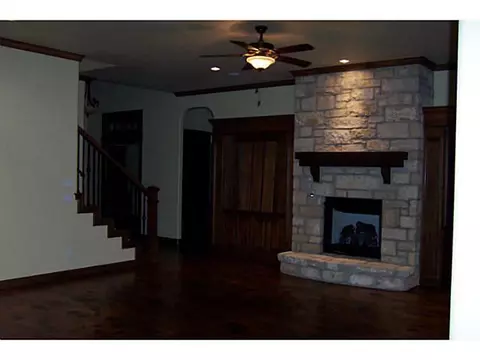 1912 Lago Dr, Moore, OK 73160 photo 10