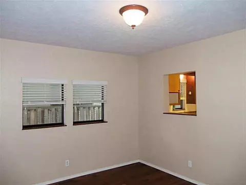 106 E Symmes St, Norman, OK 73069 photo 5